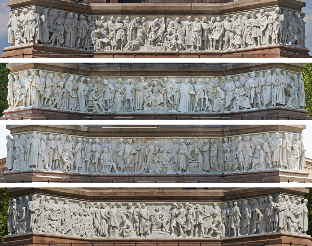 Fig. 10. A collage of panoramic images of The Albert Memorial Friese (Friese of Parnassus) in London. Source: Wikimedia Commons.